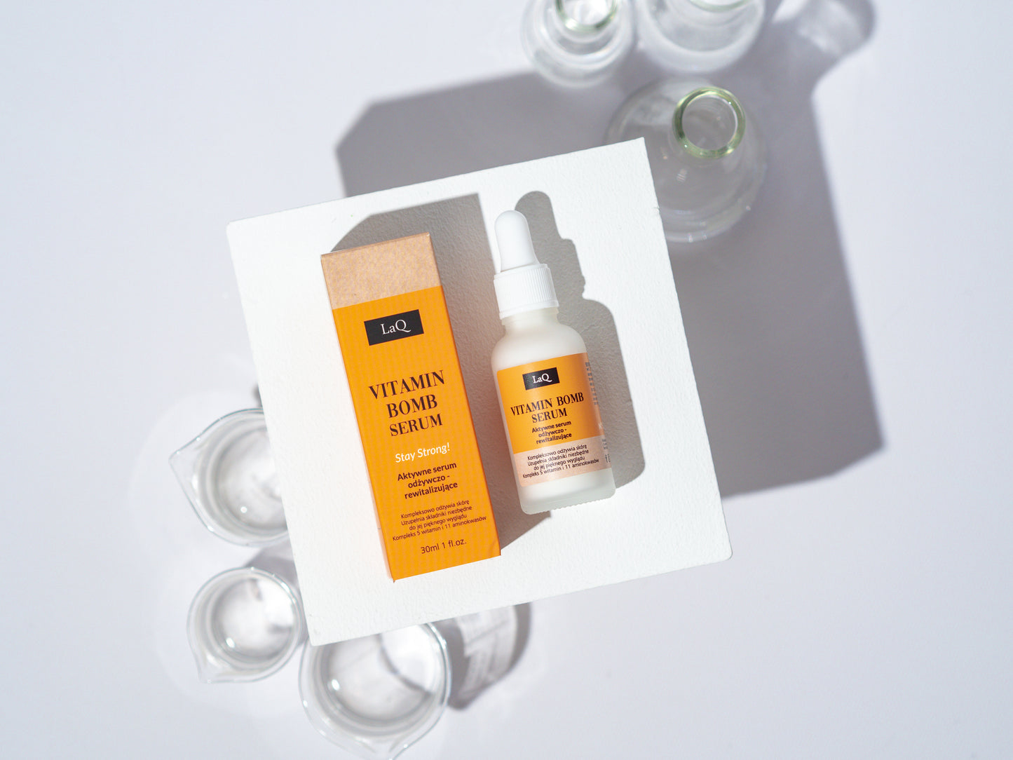 LaQ – VITAMIN BOMB Serum Stay Strong 30 ml