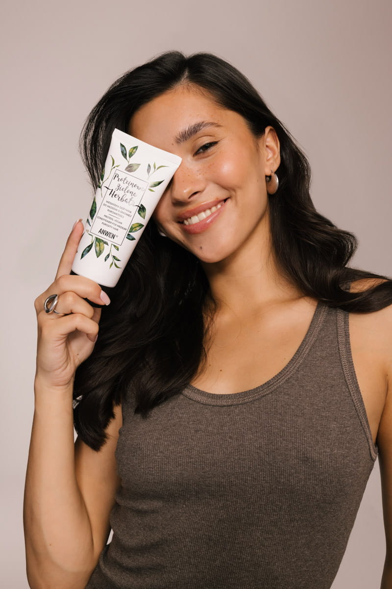 Anwen – Proteinowa Zielona Herbata – Odżywka do Włosów Średnio- i Niskoporowatych 200ml