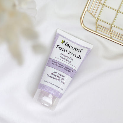 Nacomi – Sléttandi Andlits Skrúbbur 85ml