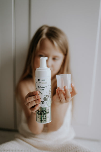 HiSkin – Hreinsandi Hárfroða – Alóe 200ml
