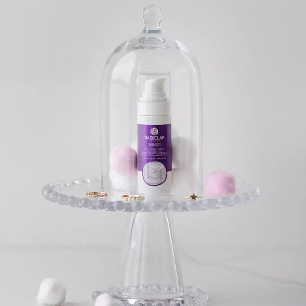 BasicLab – Leiðréttandi Serum með 0,15% Retinal, 2% Growth Factor Complex, Phytosphingosine og Carnosine 2.0 – Minnkun og Örvun 30ml